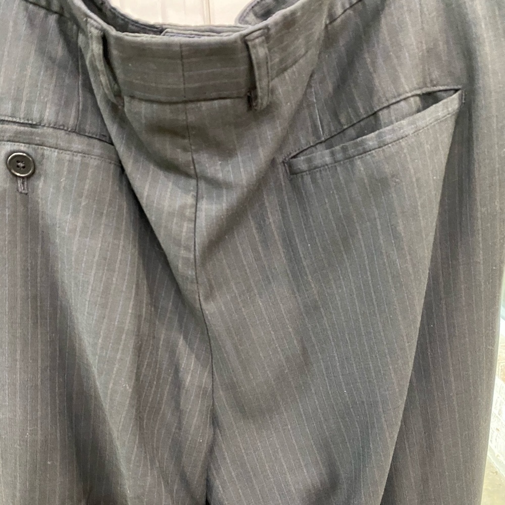 Men’s DKNY pinstriped pants
